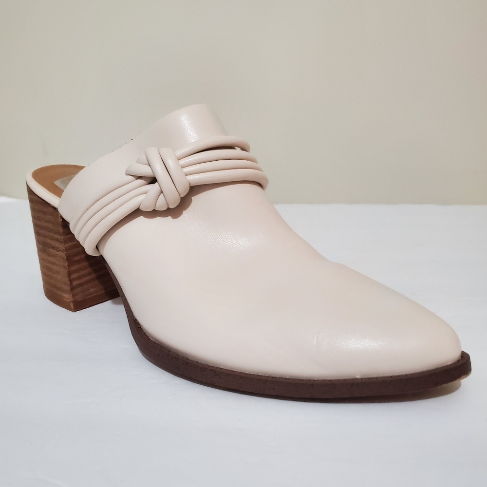Dolce Vita Tabitha ivory faux leather stacked heel knot accent mule clogs 8.5 - Picture 2 of 15